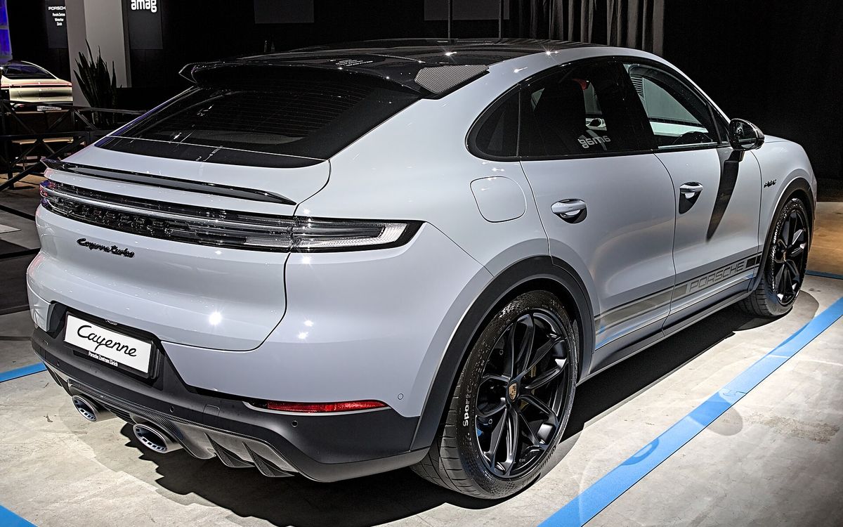 Grey Porsche Cayenne Coupé with GT package, rear three-quarter view